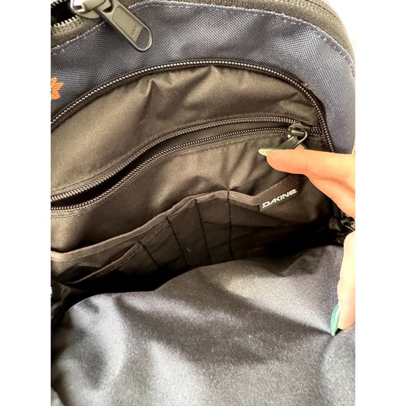 Dakine Essentials Pack Mini 7L Unisex Mini Backpack Color Mini Tropical - Picture 4 of 12